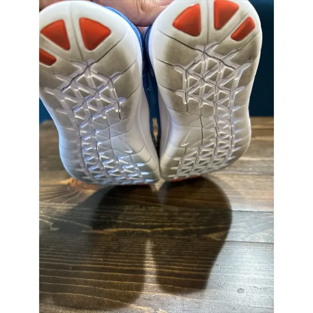EUC Nike Kids Free RN CMTR 2018 (GS)‎ Gunsmoke/White-Signal Blue Size 11C US